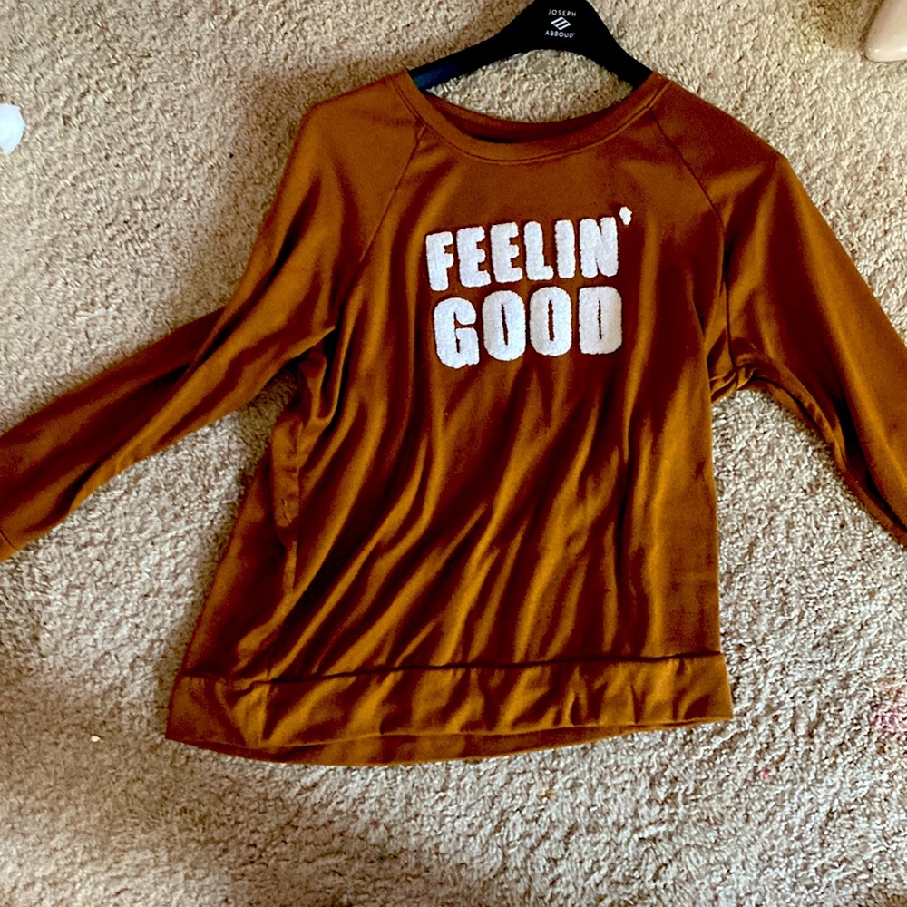 feelin good sweater!